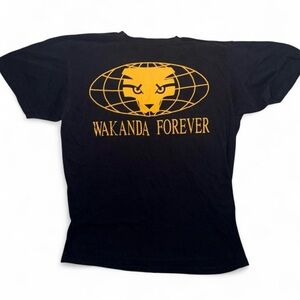 Marvel Black Panther Black T-Shirt with Gold Wakanda Forever Design Size M